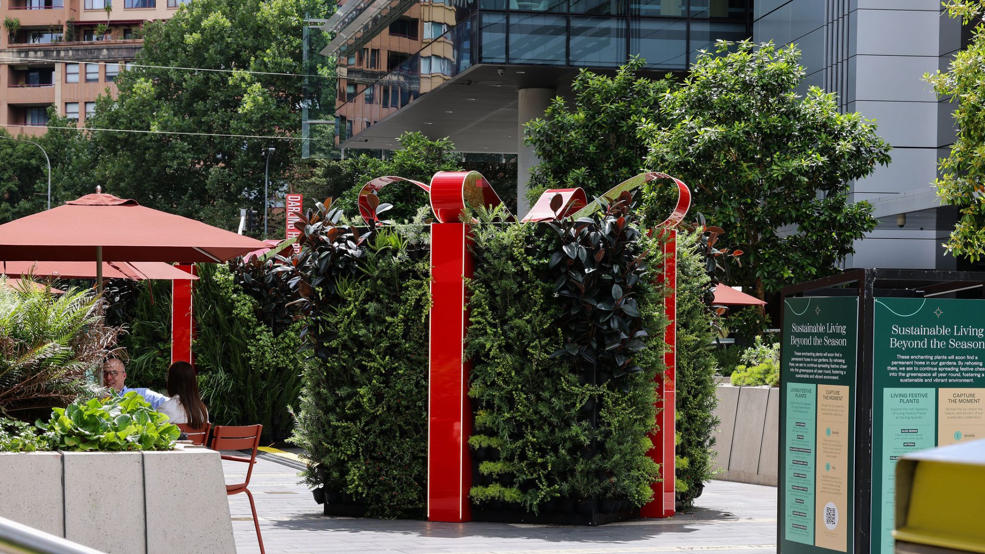 DQ_XMASBox_SamanthaRose_1oh1Media_Nov24-1 (2)